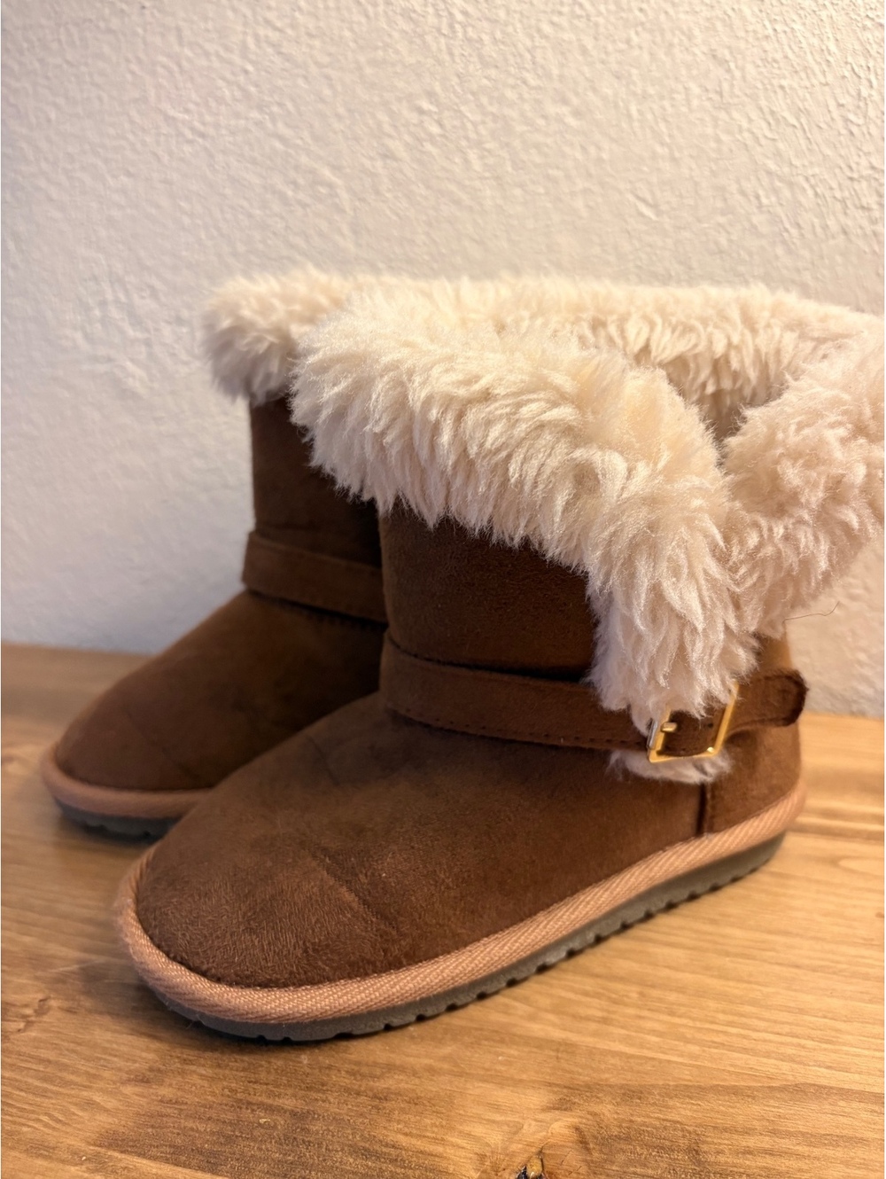 Children’s Place Brown Faux Fur Lined Winter Boots Size 9 Toddler